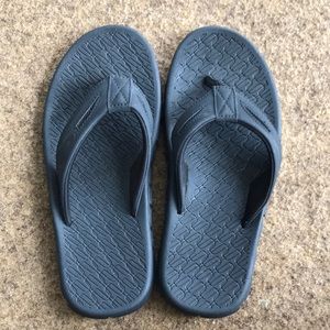 Oakley Black Flip Flop Sandals Youth 6, EU 38.5, 24cm New!